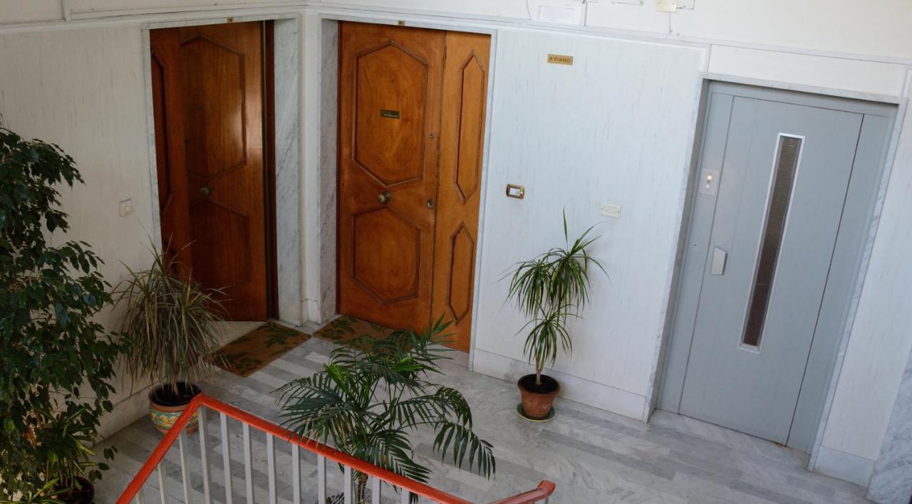 Residenza Margherita - Centralissima Salerno Exterior photo